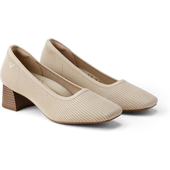 Women\'s Beige Knit Block Heel Pumps